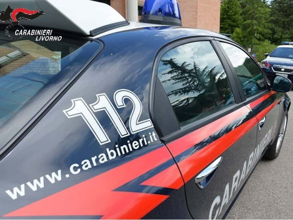 Raggirano una donna attivando , individuati e denunciati dai carabinieri per truffa e sostituzione di persona